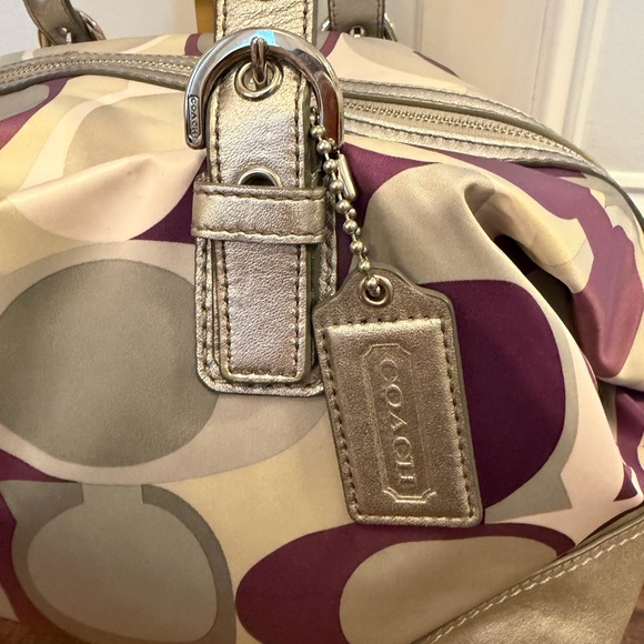 Coach Optic Scarf Print Carry-All - Picture 3 of 12